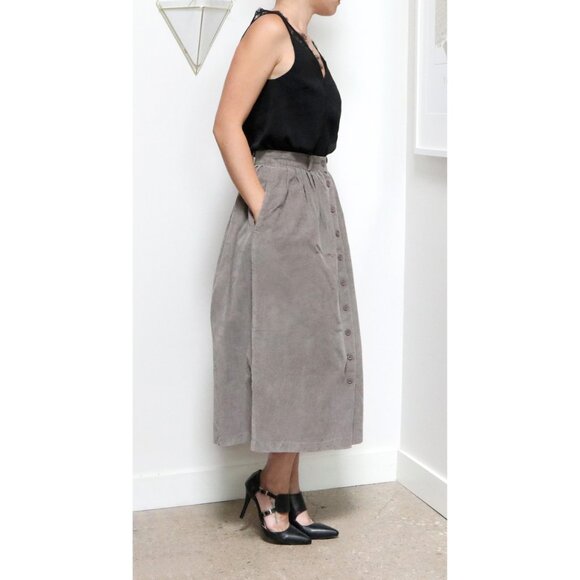 90s Taupe Grey Corduroy Skirt w/ Mauve Button Up Front, A Line Silhouette, Women - Picture 4 of 8
